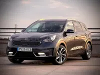 Usado Kia Niro 141 CV (103 kW) 2017 Azul SUV