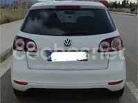 Usado VW Golf Plus Cross Advance 105 CV (77 kW) 2012 Blanco Monovolumen