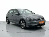 Usado VW Golf VII Advance 150 CV (110 kW) 2018 Gris / plata Berlina