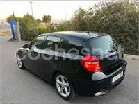 Usado BMW 118 143 CV (105 kW) 2009 Negro Utilitario