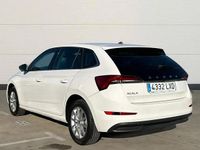 Usado Skoda Scala 95 HP (69 kW) 2022 Branco Citadino