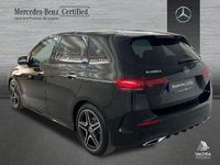 Usado Mercedes B200 AMG line 150 CV (110 kW) 2025 Negro noche Monovolumen
