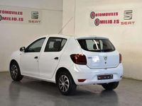 Usado Dacia Sandero Base 75 CV (55 kW) 2017 Blanco Utilitario