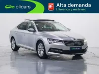 Usado Skoda Superb Ambition 150 CV (110 kW) 2022 Gris Berlina