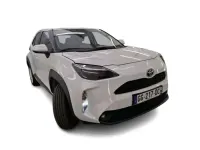 Usado Toyota Yaris Cross Active 116 CV (85 kW) 2022 Blanco SUV