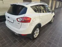 Usado Ford Kuga Titanium 140 CV (102 kW) 2010 Blanco SUV