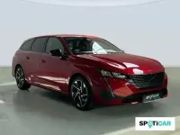 Usado Peugeot 308 Allure 130 CV (95 kW) 2022 Rojo Familiar