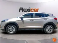 Usado Hyundai Tucson 132 CV (97 kW) 2018 Gris SUV