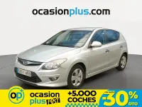 Usado Hyundai i30 Classic 90 CV (66 kW) 2011 Plateado Utilitario