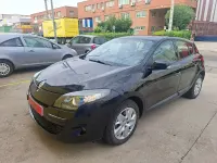 Usado Renault Mégane III 110 CV (80 kW) 2012 Negro Berlina