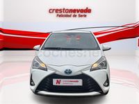 Usado Toyota Yaris Hybrid Active 100 CV (73 kW) 2019 Blanco Berlina