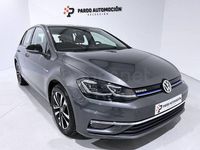 Usado VW Golf VIII Edition 130 HP (95 kW) 2020 Cinzento Sedan