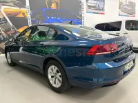 Begagnad VW Passat Business 150 HK (110 kW) 2021 Blå Sedan