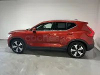 Usado Volvo XC40 262 CV (192 kW) 2023 Rojo SUV