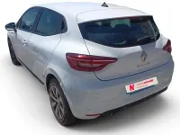 Usado Renault Clio Equilibre 101 CV (74 kW) 2022 Blanco Utilitario