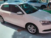 Usado Skoda Fabia Ambition 95 CV (69 kW) 2021 Blanco Utilitario