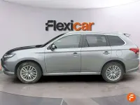 Usado Mitsubishi Outlander P-HEV Motion 224 CV (164 kW) 2018 Gris SUV