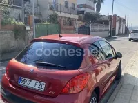 Usado Peugeot 207 Premium 90 CV (66 kW) 2008 Granate Berlina