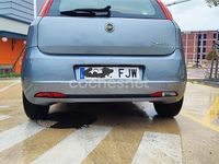 Usado Fiat Punto Dynamic 70 CV (51 kW) 2007 Gris / plata Berlina