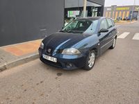 Usado Seat Ibiza Reference 100 CV (73 kW) 2007 Azul Utilitario