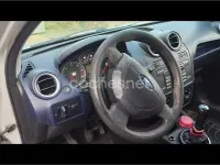 Usado Ford Fiesta Ambiente 68 CV (50 kW) 2008 Gris / plata Utilitario