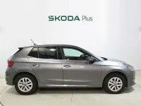 Usado Skoda Fabia Selection 115 CV (84 kW) 2025 Gris Utilitario