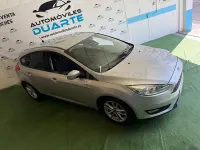 Usado Ford Focus Titanium 120 CV (88 kW) 2015 Gris / plata Berlina