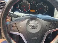 Usado Opel Antara Cosmo 150 CV (110 kW) 2007 Negro SUV