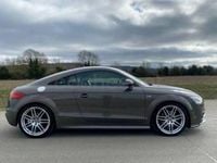 Usado Audi TT S-Line 160 CV (117 kW) 2013 Gris / plata Coupe
