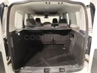 Usado VW Caddy 102 CV (75 kW) 2024 Blanco Monovolumen