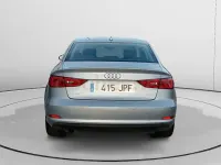 Usado Audi A3 Attraction 110 CV (80 kW) 2016 Gris / plata Berlina