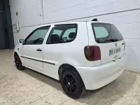 Usado VW Polo Conceptline 50 CV (36 kW) 1999 Blanco Utilitario