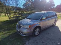 Usado Lancia Voyager Gold 163 CV (119 kW) 2013 Gris / plata Monovolumen