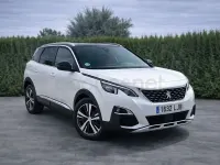 Usado Peugeot 5008 GT-line 130 CV (95 kW) 2020 Blanco SUV