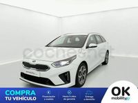 Usado Kia Ceed 136 CV (100 kW) 2021 Rojo Utilitario