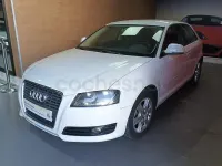 Usado Audi A3 Ambition 105 CV (77 kW) 2010 Blanco Utilitario