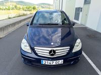 Usado Mercedes B180 109 CV (80 kW) 2008 Azul Monovolumen