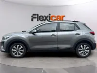 Usado Kia Stonic 84 CV (61 kW) 2023 Gris SUV
