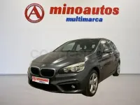 Usado BMW 225 Active Tourer iPerformance 224 CV (164 kW) 2017 Gris / plata Monovolumen