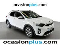 Usado Kia Stonic 100 CV (73 kW) 2021 Blanco SUV