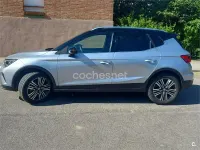 Usado Seat Arona FR 110 CV (80 kW) 2023 Gris / plata SUV