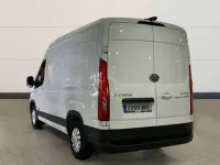 Usado Maxus eDeliver 9 150 kW (204 CV) 2024 Blanco Van
