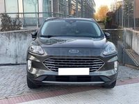 Usado Ford Kuga Titanium 225 CV (165 kW) 2021 Gris / plata SUV