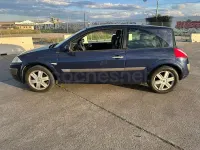 Usado Renault Mégane Authentique 120 CV (88 kW) 2004 Azul Berlina