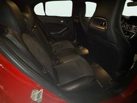 Usado Mercedes GLA220 177 CV (130 kW) 2017 Rojo SUV