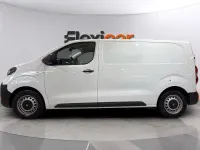 Usado Opel Vivaro-e Combi 120 CV (88 kW) 2025 Blanco Monovolumen