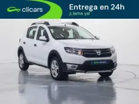 Usado Dacia Sandero Stepway 90 CV (66 kW) 2015 Blanco Utilitario