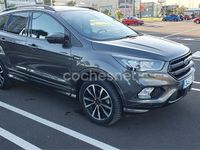 Usado Ford Kuga ST-Line 150 CV (110 kW) 2019 Gris / plata SUV