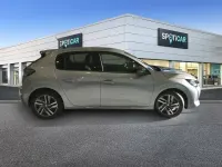 Usado Peugeot 208 Allure 100 CV (73 kW) 2023 Gris Utilitario