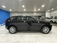 Usado Volvo XC60 Momentum 190 CV (139 kW) 2019 Negro SUV